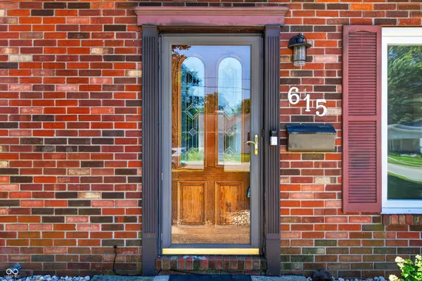 615 W 7th ST, Seymour, IN 47274