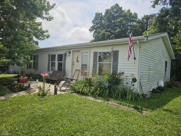 7903 Church, Coatesville, IN 46121