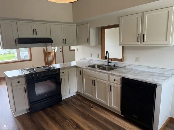 518 Linden DR, Spiceland, IN 47385