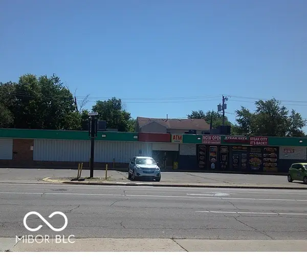 1424 S Walnut ST, Muncie, IN 47302
