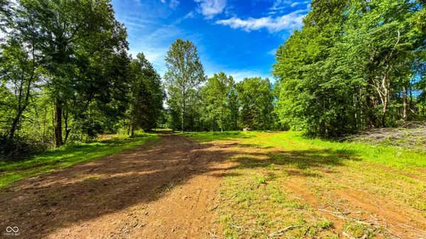 3 Beech Tree RD, Nineveh, IN 46164