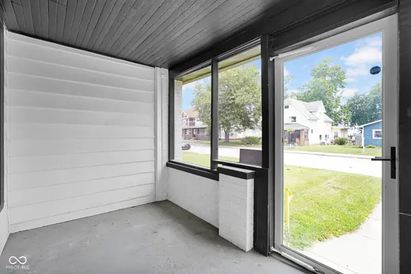 2230 Bellefontaine, Indianapolis, IN 46205