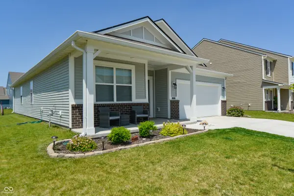270 Switchgrass LN, Whiteland, IN 46184
