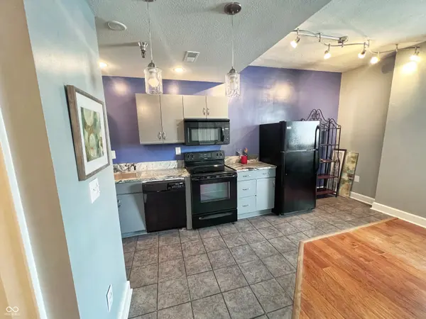 230 E 9th ST #APT 108, Indianapolis, IN 46204