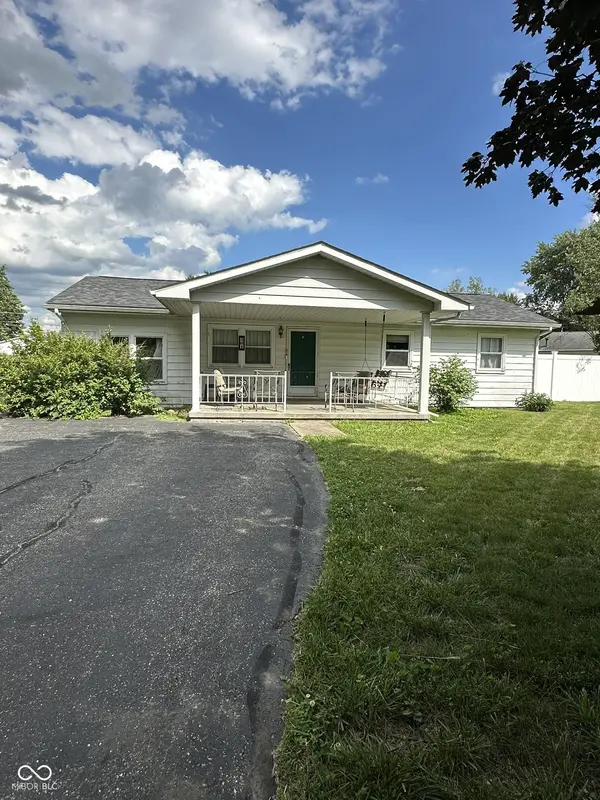 261 Woodlane DR, Columbus, IN 47201