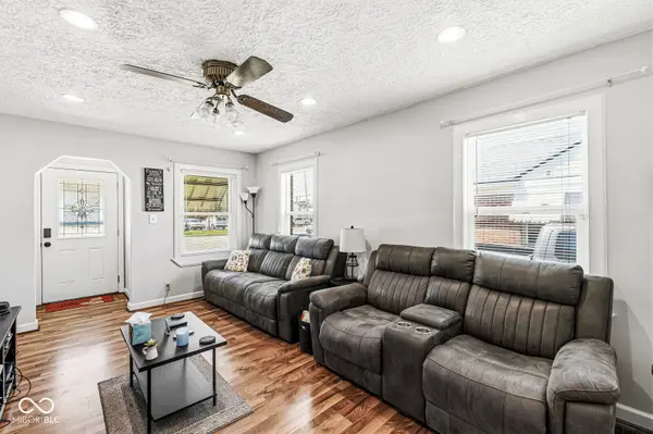 41 S Post RD, Indianapolis, IN 46219