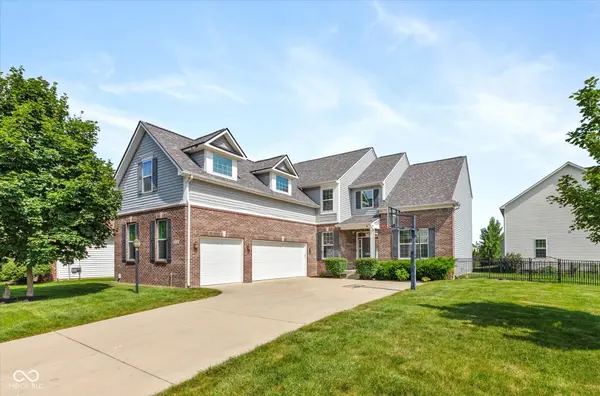 12154 Eddington PL, Fishers, IN 46037