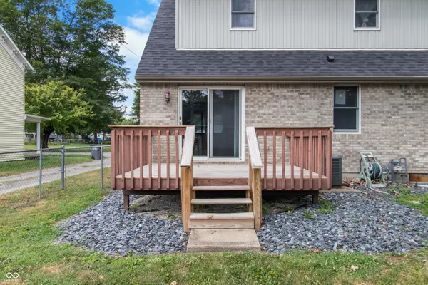 1024 N Arthur ST, Rushville, IN 46173