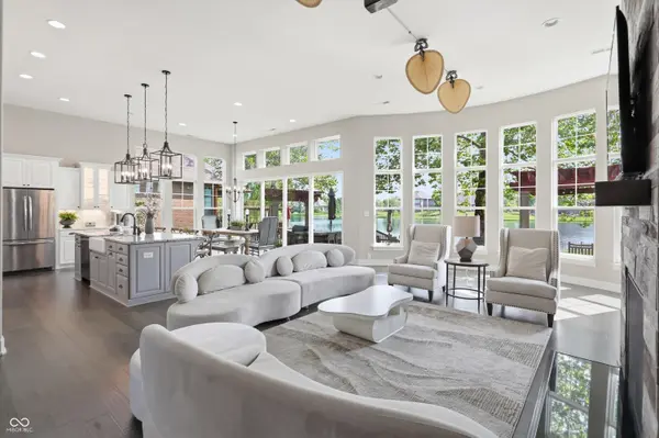 11699 West Rd, Zionsville, IN 46077