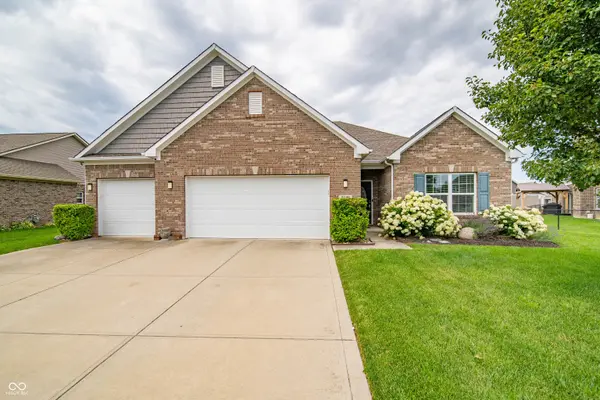 3190 S Courtney DR,  New Palestine,  IN 46163