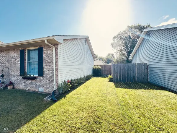 618 Idlewood CT, Seymour, IN 47274