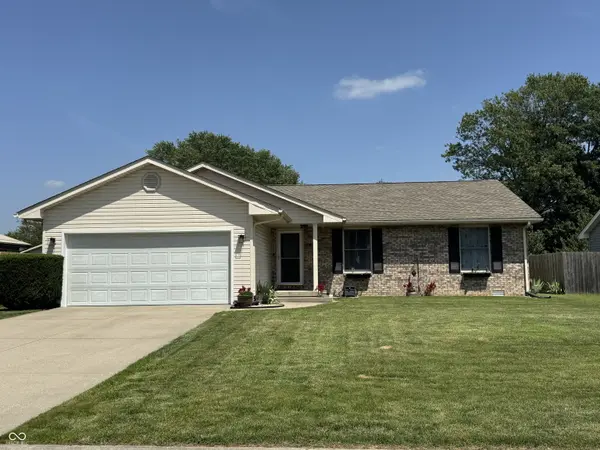 618 Idlewood CT, Seymour, IN 47274