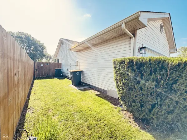 618 Idlewood CT, Seymour, IN 47274