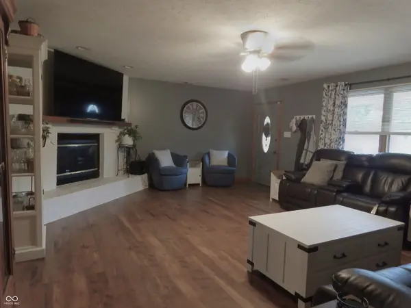 7642 Maxwelton ST, Mooresville, IN 46158