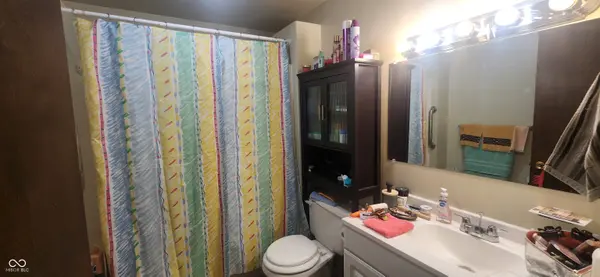 1328 S G ST, Elwood, IN 46036