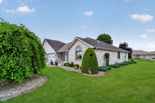 175 Warwick WAY, Pendleton, IN 46064