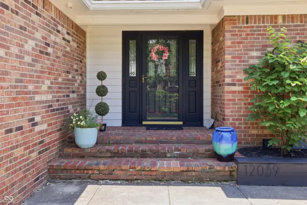 12039 Admirals Pointe DR, Indianapolis, IN 46236