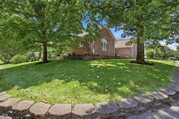 12039 Admirals Pointe DR, Indianapolis, IN 46236
