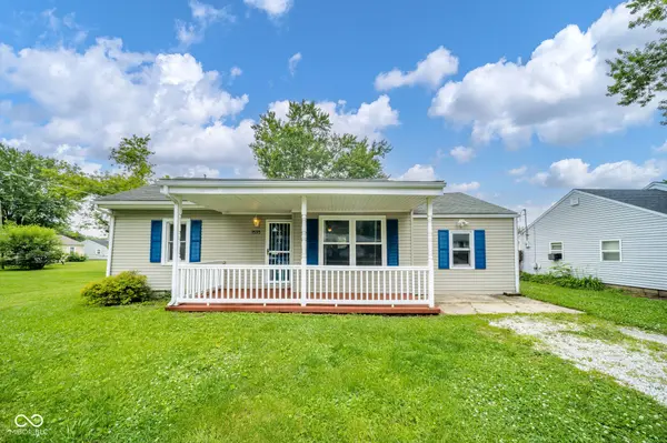 1535 Swarthmoor DR, New Castle, IN 47362