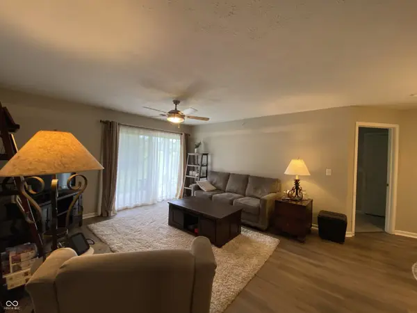 6519 Jade Stream CT #104, Indianapolis, IN 46237