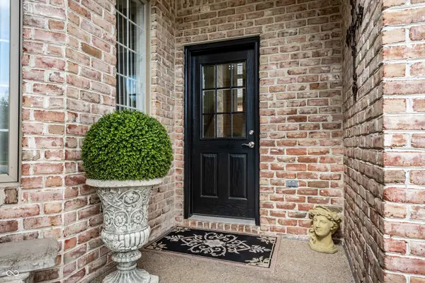 451 Burlington LN, Carmel, IN 46032