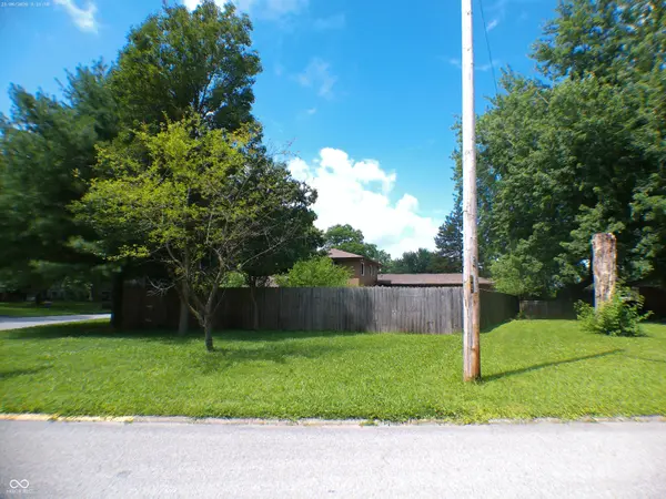 1120 Hillview DR, Franklin, IN 46131