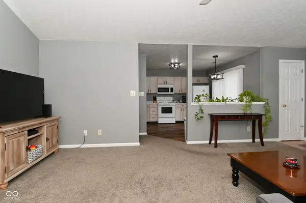 6022 Wildcat DR, Indianapolis, IN 46203