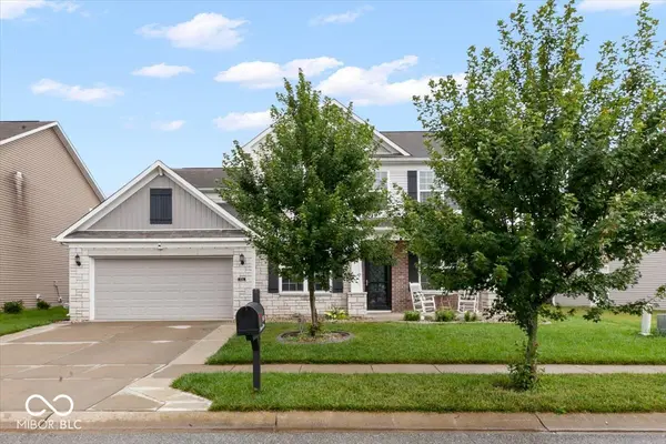 5351 Aster DR, Plainfield, IN 46168