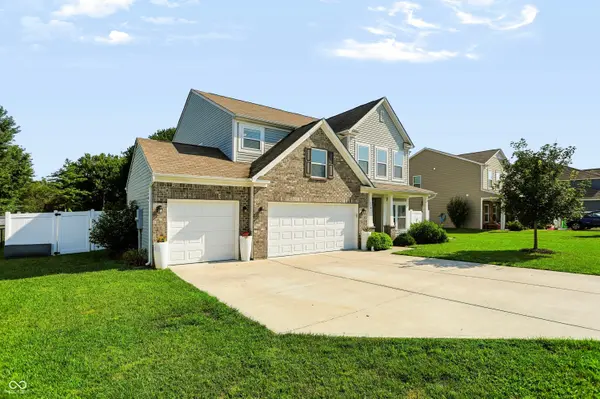 110 N Raymond AVE, Trafalgar, IN 46181