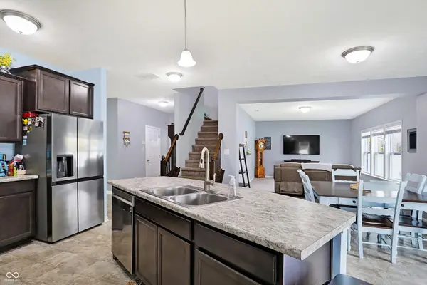 110 N Raymond AVE, Trafalgar, IN 46181