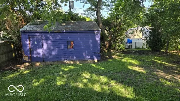 2164 N Dequincy ST, Indianapolis, IN 46218
