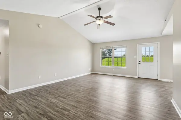 56 Clear Spring LN, Trafalgar, IN 46181