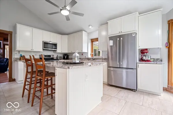 5805 E 800 S, Zionsville, IN 46077