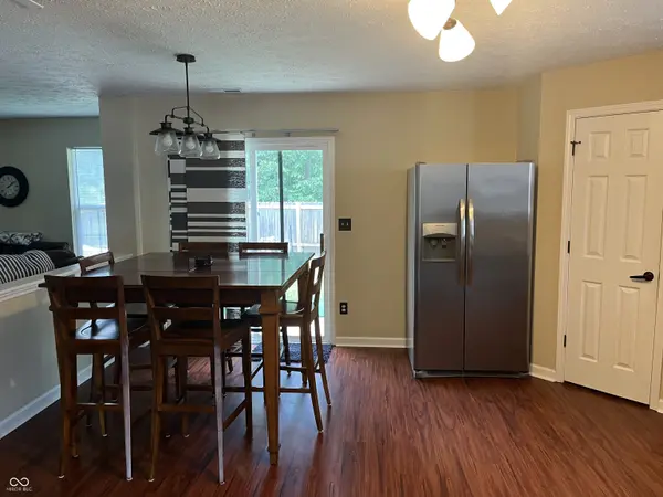 6818 Decatur Ridge, Indianapolis, IN 46221