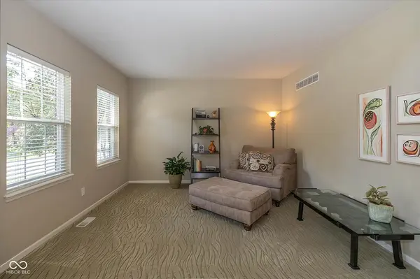 12266 Top Rock CT, Fishers, IN 46037
