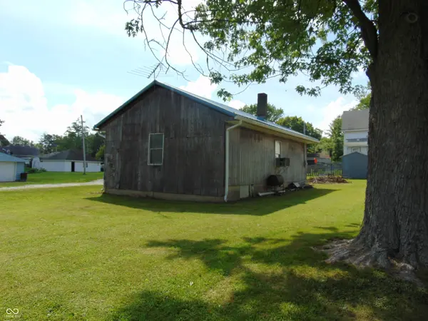 121 S Lebanon ST, Jamestown, IN 46147