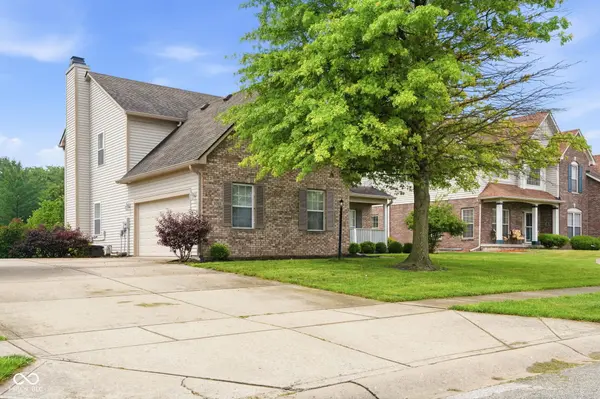 8353 Tilly Mill LN, Indianapolis, IN 46278