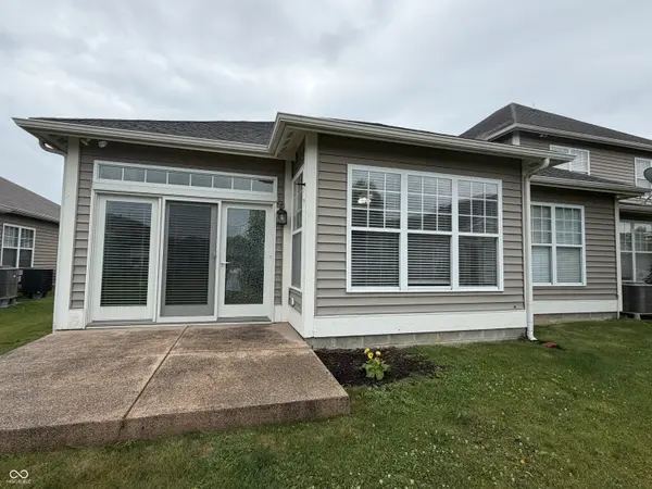 1016 Mount Olive RD, Whiteland, IN 46184
