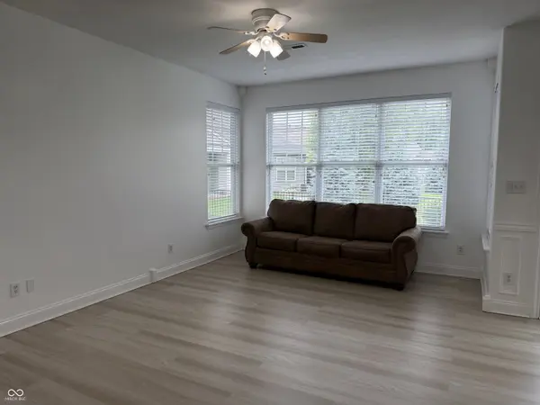 1016 Mount Olive RD, Whiteland, IN 46184