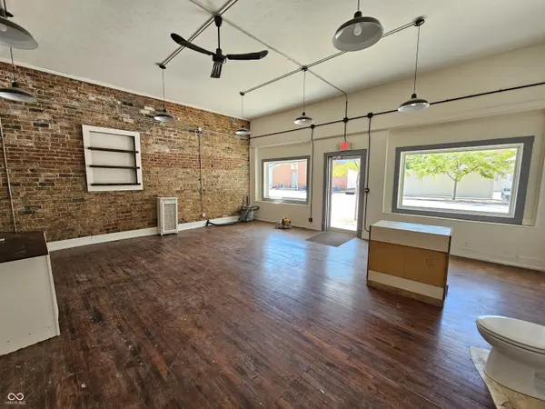 104 E Madison ST, Kirklin, IN 46050