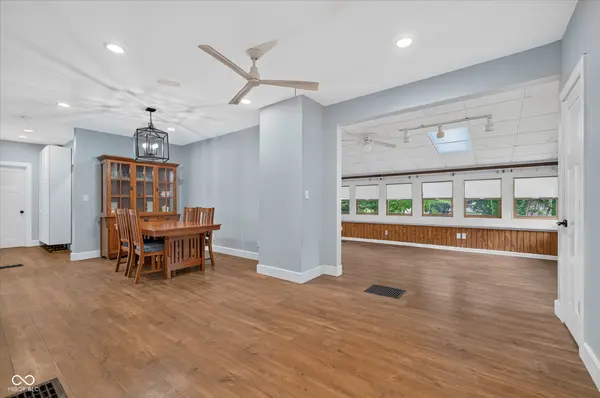 2424 W 61st ST, Indianapolis, IN 46228