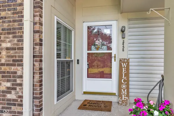 2458 Chaseway CT, Indianapolis, IN 46268