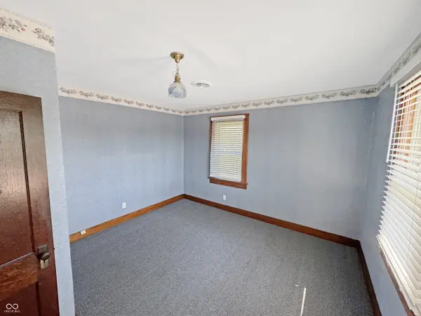 2003 F ST, Bedford, IN 47421