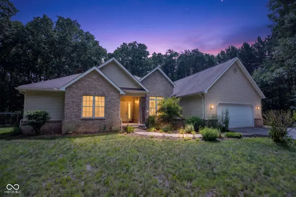 12368 Upas RD, Plymouth, IN 46563