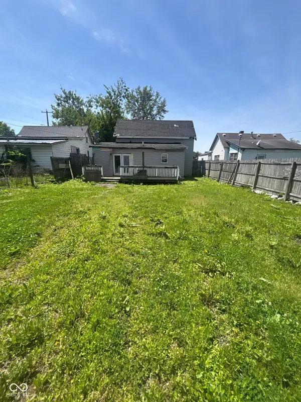 803 N 13th ST, Elwood, IN 46036
