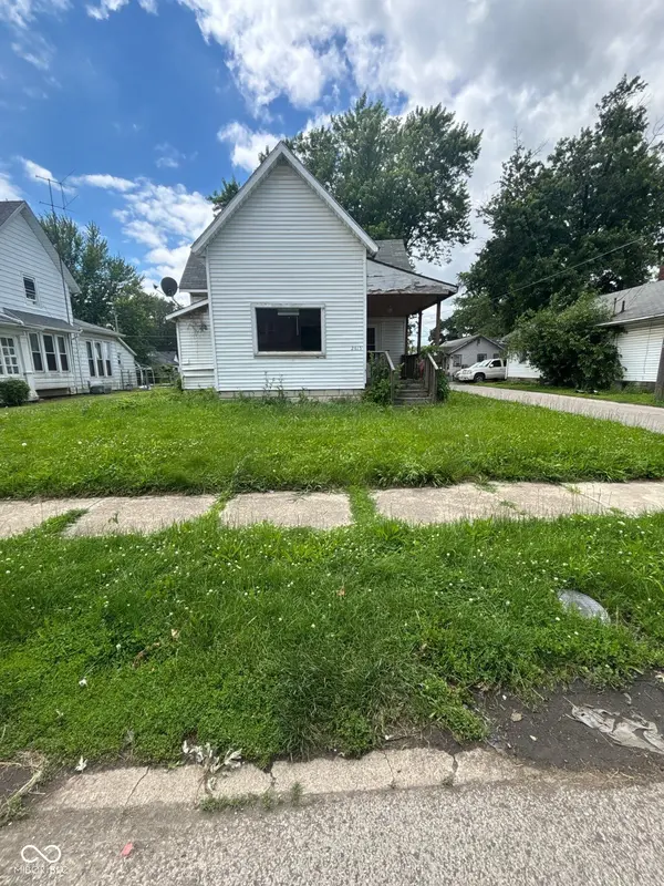 2615 Brown ST, Anderson, IN 46016
