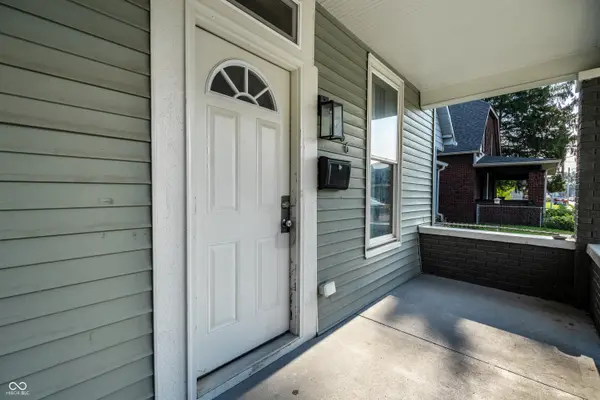 256 E Caven ST, Indianapolis, IN 46225