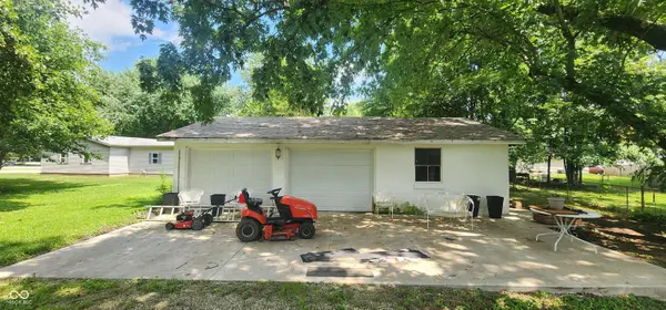 213 N Manifold ST, Ingalls, IN 46048