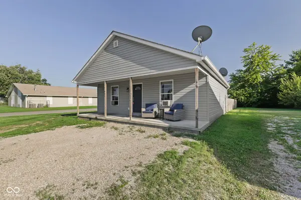 995 E Gray ST, Martinsville, IN 46151
