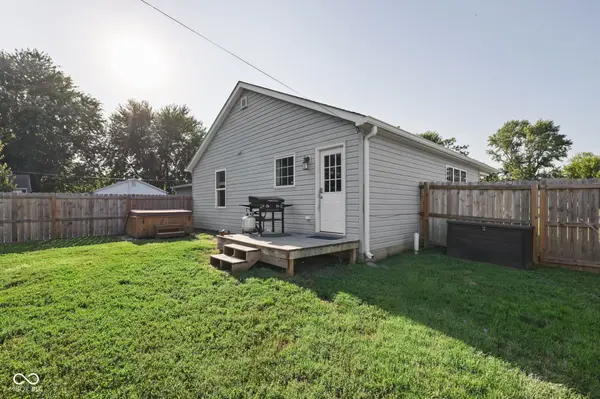 995 E Gray ST, Martinsville, IN 46151